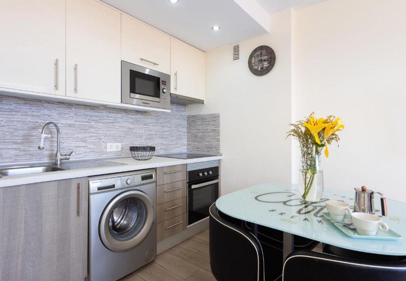 Apartamento en Playa de Las Americas - Live Americas Beach pool