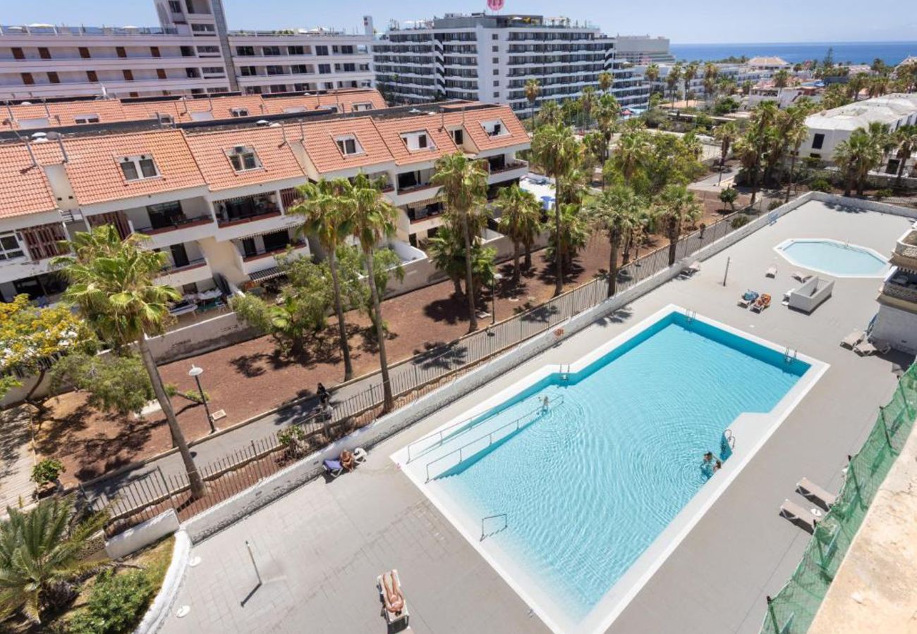 Apartamento en Playa de Las Americas - Live Americas Beach pool