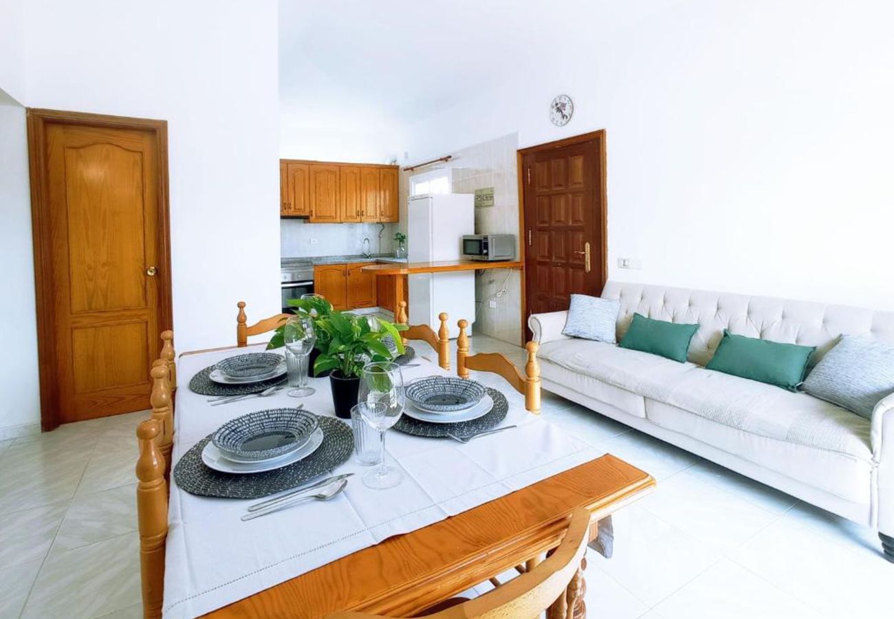 Casa en Arico -  Alojamiento Live Playa Chica Abades (Live My Place)