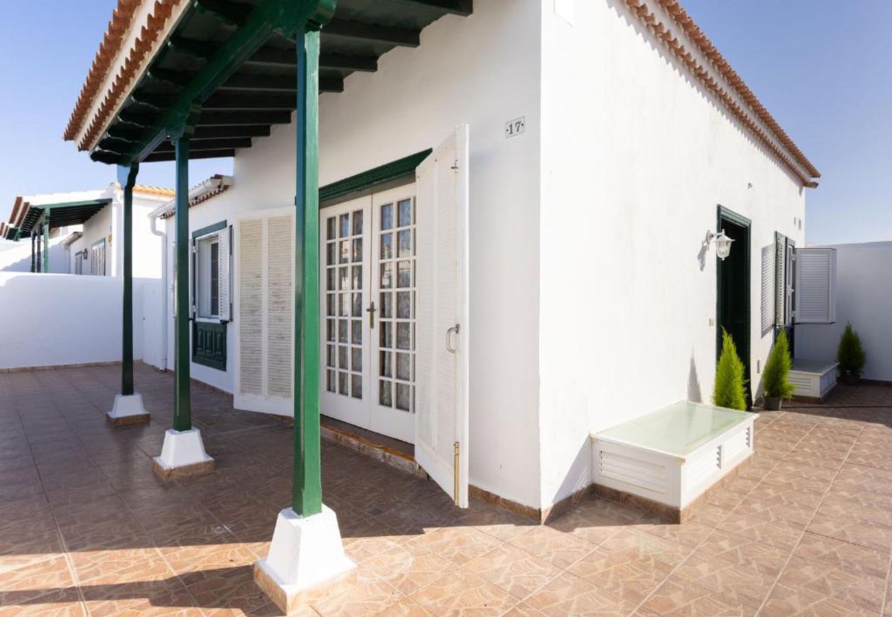 Casa en Arico -  Alojamiento Live Playa Chica Abades (Live My Place)