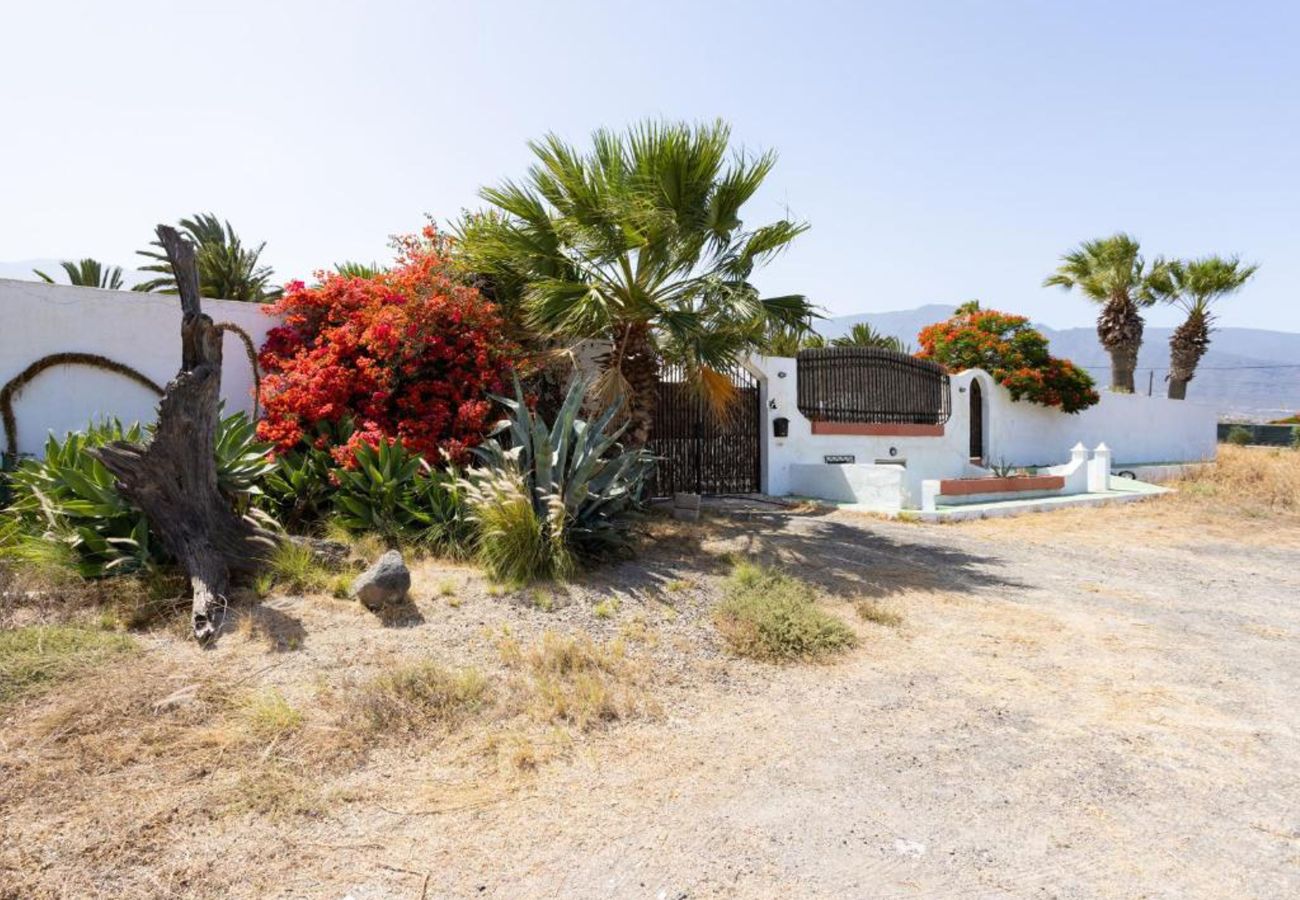 Casa rural en Güimar - Live Socorro J F
