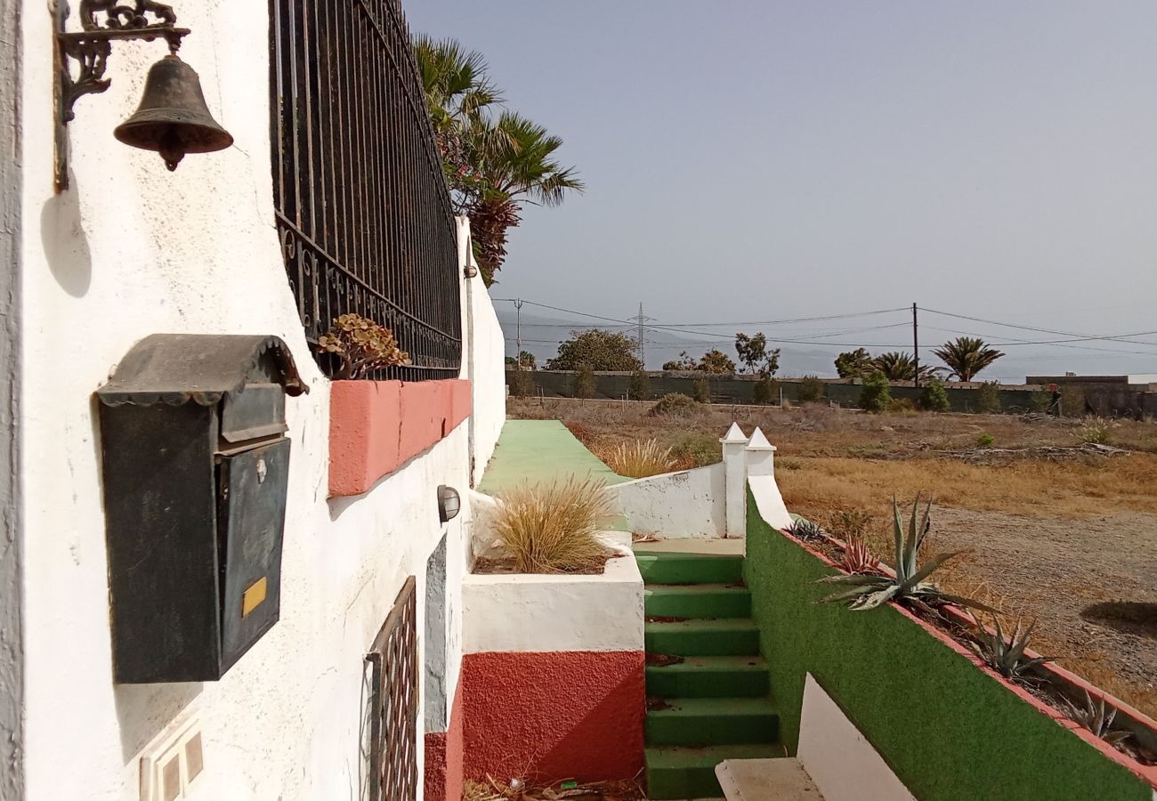 Casa rural en Güimar - Live Socorro J F